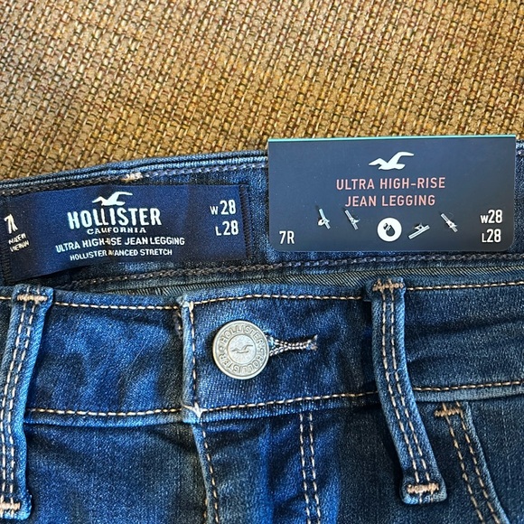 Hollister Jean Legging - Picture 7 of 9